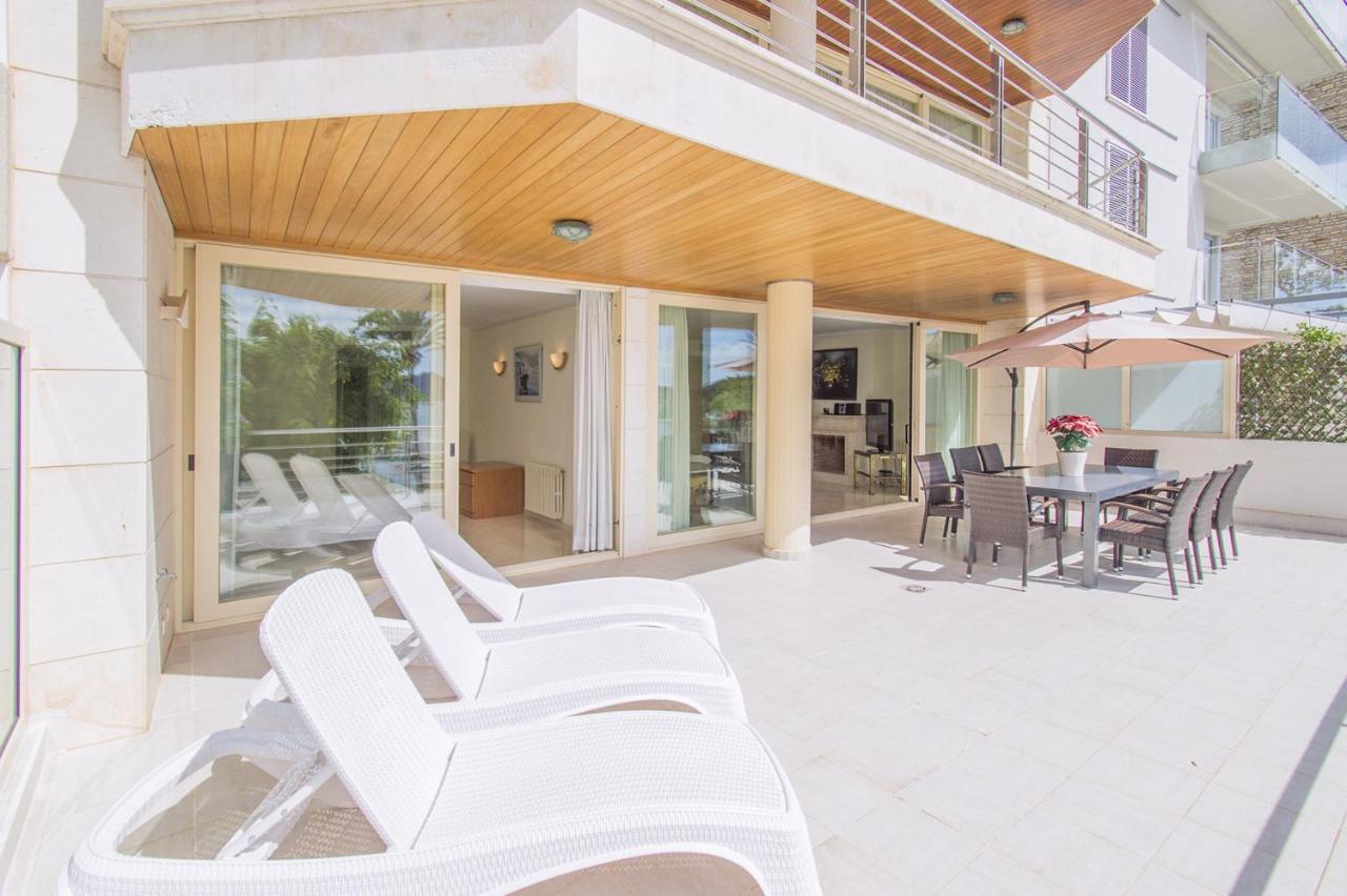 Seafront Ap Acuario Apartment *